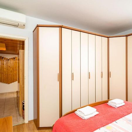Spacious Three Bedroom Apartment Дубровник Екстер'єр фото