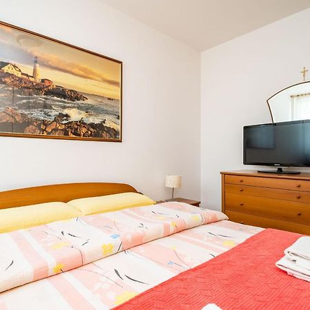 Spacious Three Bedroom Apartment Дубровник Екстер'єр фото