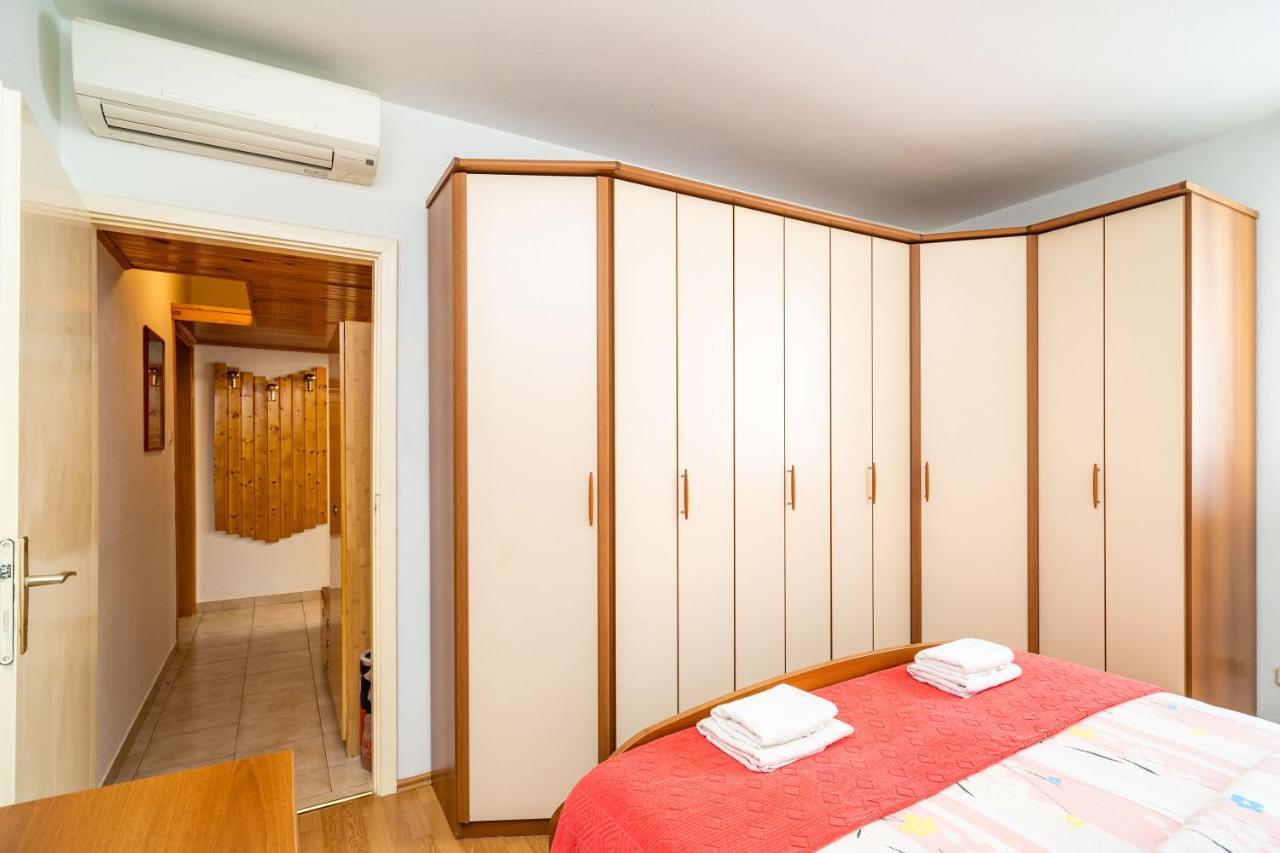 Spacious Three Bedroom Apartment Дубровник Екстер'єр фото