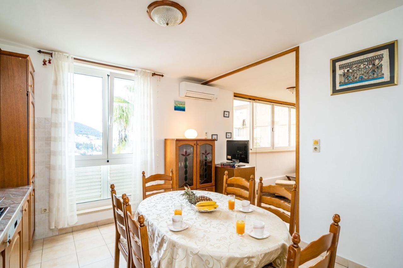 Spacious Three Bedroom Apartment Дубровник Екстер'єр фото