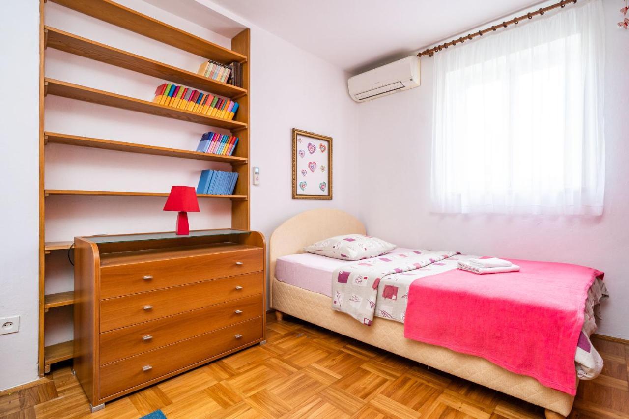 Spacious Three Bedroom Apartment Дубровник Екстер'єр фото