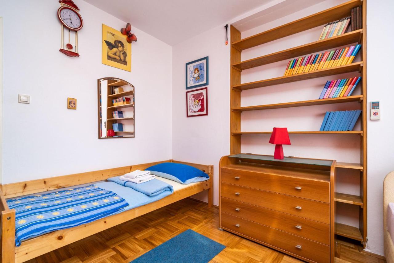 Spacious Three Bedroom Apartment Дубровник Екстер'єр фото